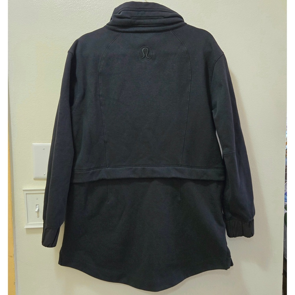 Lululemon Jacket size 12 "Light as Warmth" Jacket Drawstring Waist - Picture 2 of 13